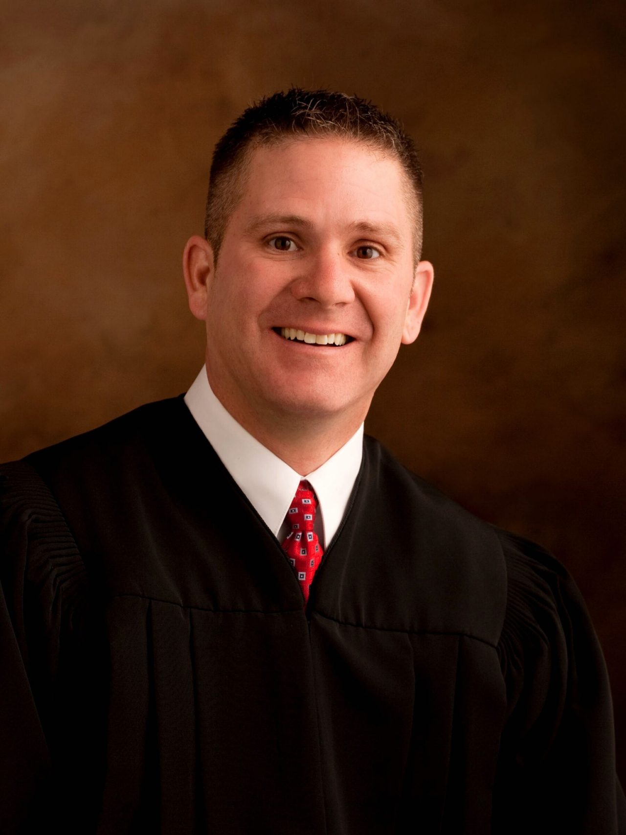 ASSOCIATE PRESIDING JUDGE NOEL S. HYDE